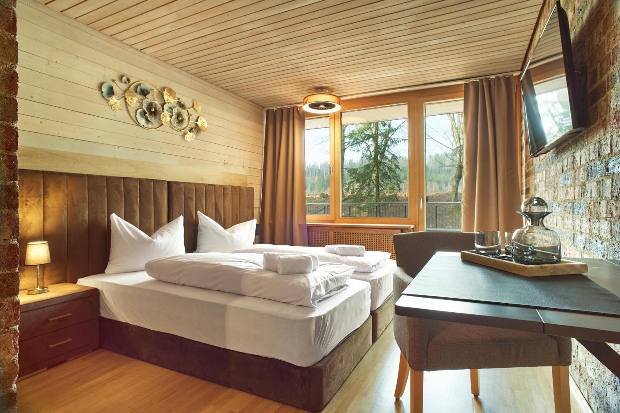 Das Dreiburgensee Naturhotel & Spa Thurmansbang Buitenkant foto