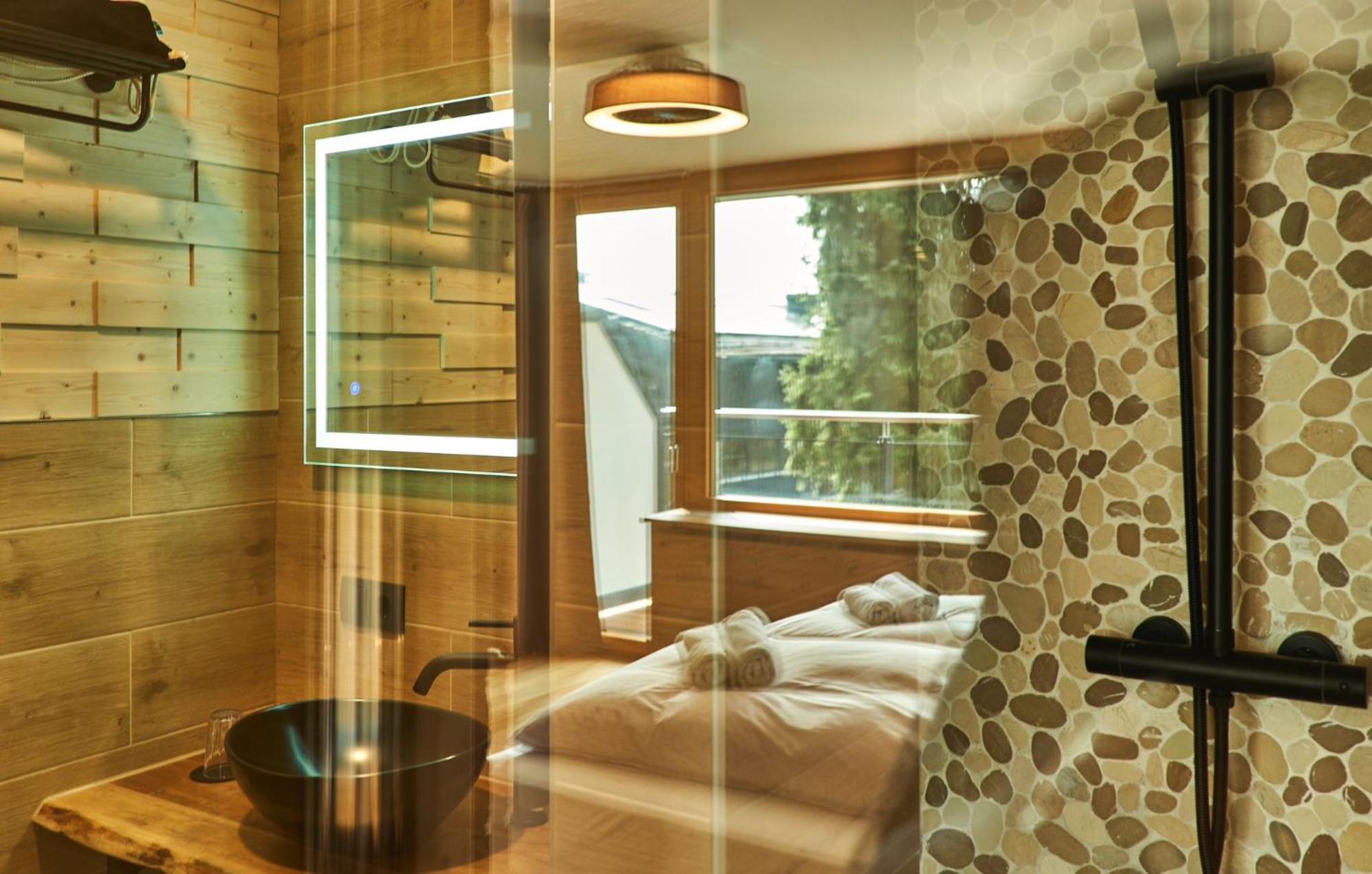Das Dreiburgensee Naturhotel & Spa Thurmansbang Buitenkant foto