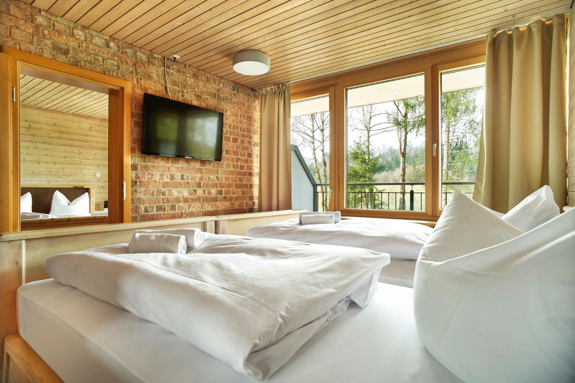 Das Dreiburgensee Naturhotel & Spa Thurmansbang Buitenkant foto